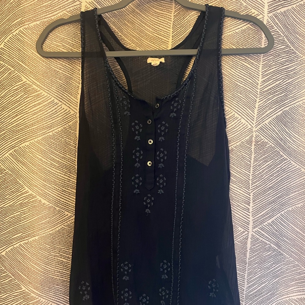 💙 Navy blouse